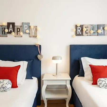 Golden Terrace Delight アパート サン・マルティーニョ・ド・ポルト